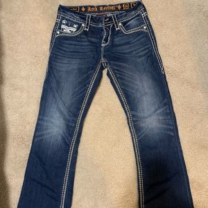 Buckle jeans